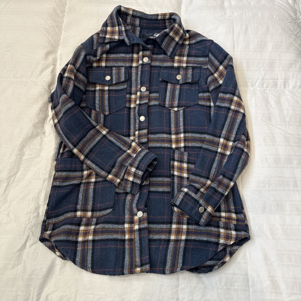 Women’s  Navy Plaid Shacket
